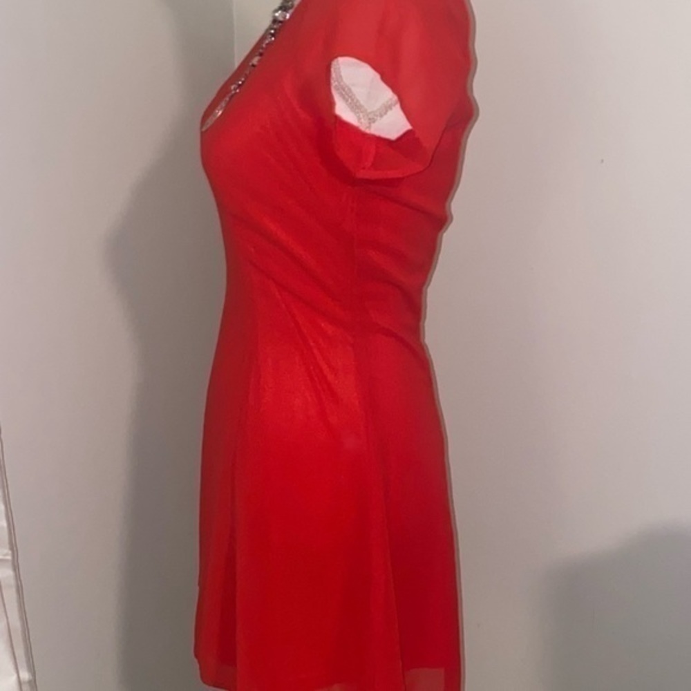 Divided Dress - Picture 6 of 12